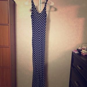 Body Con Maxi Black & White long Dress